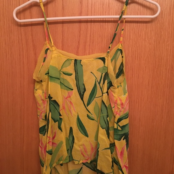 Floral Crop Tank - Picture 3 of 3